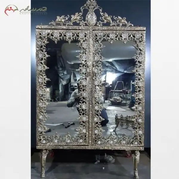 جا کفشی دو درب تاج دار بدنه تمام برنزی و آینه دار کیفیت رنگ و دوام محصول بی نظیر - 2