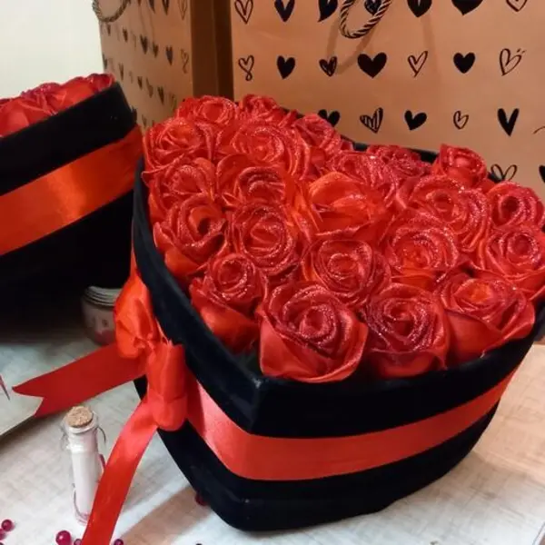 باکس گل رز روبانی - 2
