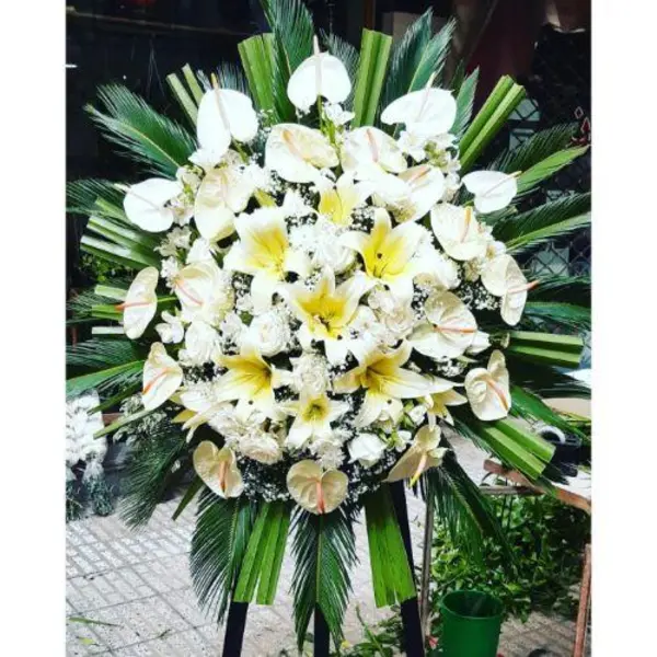 تاج گل طبیعی برای مراسم ختم1171 - 2