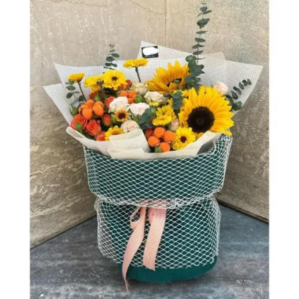 اینستاگرام گل فروشی هشتگرد 9966 - 2