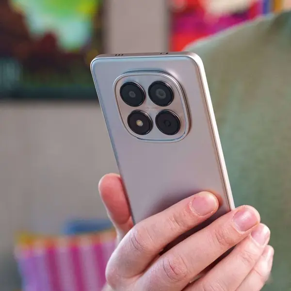 گوشی موبایل شیائومی مدل Redmi Note 15 Pro 4G دو سیم کارت ظرفیت 256 گیگابایت و رم 8 گیگابایت - 4