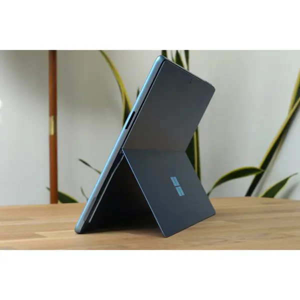 تبلت 13 اینچی مایکروسافت مدل Surface Pro 11-Snapdragon X Elite OLED ظرفیت 512 گیگابایت و رم 16 گیگابایت - 3