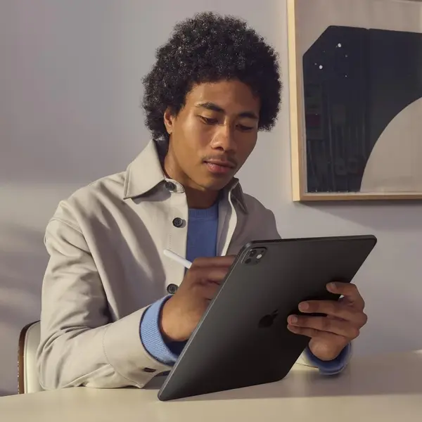 تبلت 13 اینچ اپل مدل iPad Pro 2024 M4 Wi-Fi Nano-Texture ظرفیت 1 ترابایت و رم 16 گیگابایت - 6