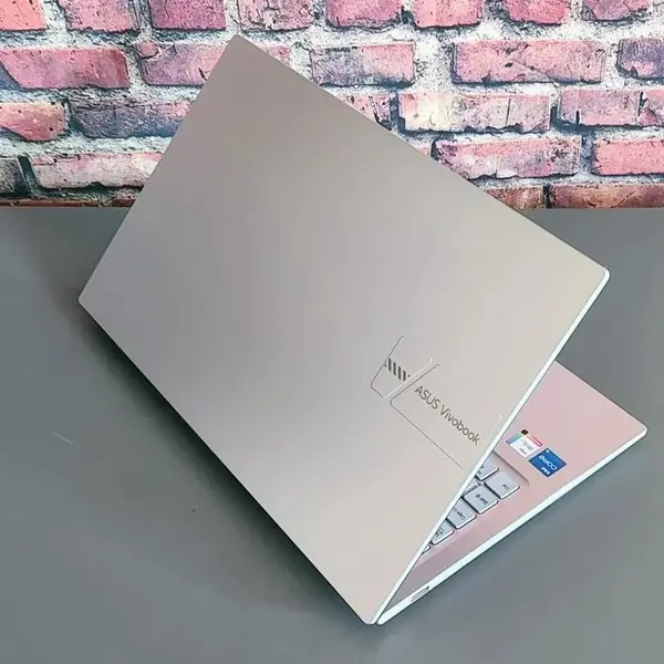 لپ تاپ 15.6 اینچی ایسوس مدل Vivobook 15 P1504CVA-NJ261-Core 5 120U-16GB DDR4 3200MHz-1TB SSD-TN - 2